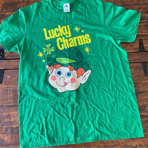 Lucky Charms Green Size Large T-Shirt - Picture 1 of 5